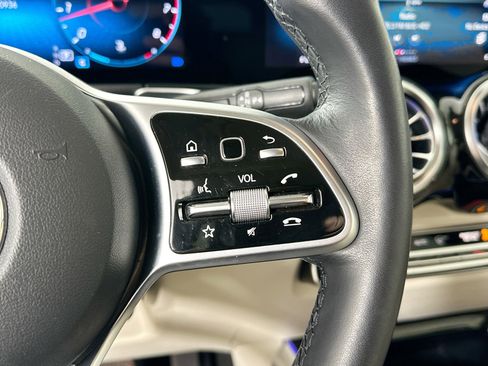 Certified 2023 Mercedes-Benz GLB 250 4MATIC image 13