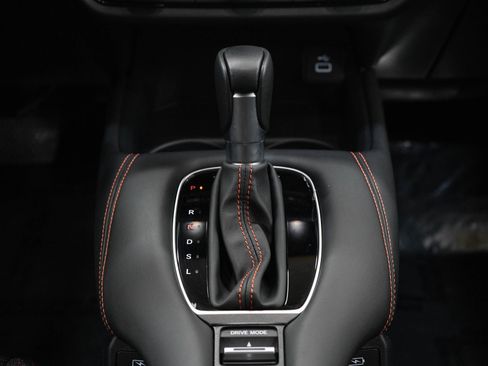 Used 2025 Honda HR-V Sport image 19