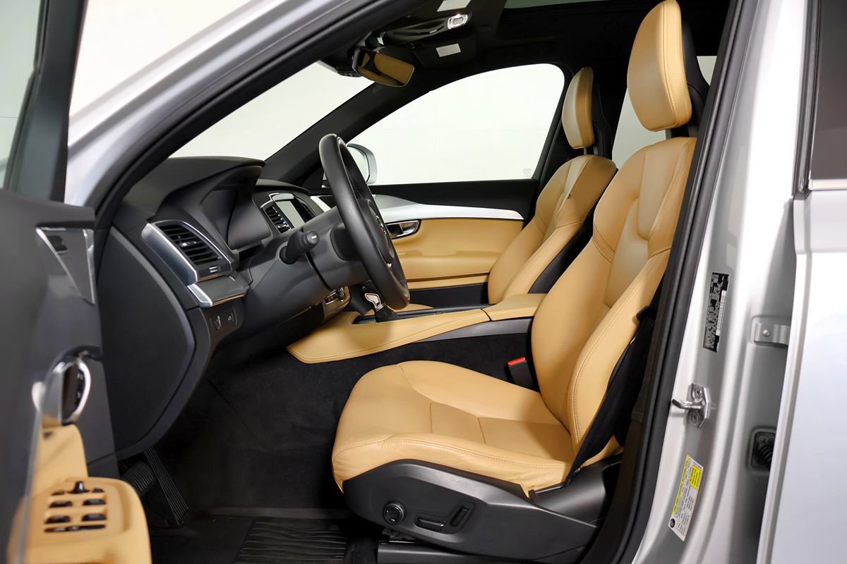 Used 2018 Volvo XC90 T5 Momentum w/ Convenience Package AWD/4WD image 22