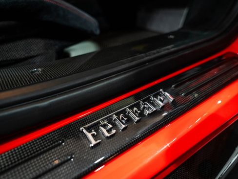 Used 2020 Ferrari 488 Pista Coupe image 18