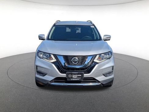 Used 2020 Nissan Rogue SV w/ Premium Package FWD image 2