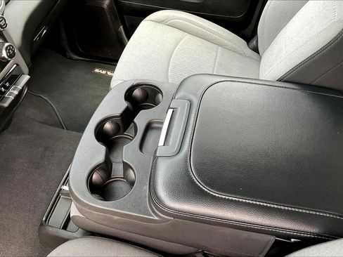 Used 2024 RAM 2500 Big Horn image 19