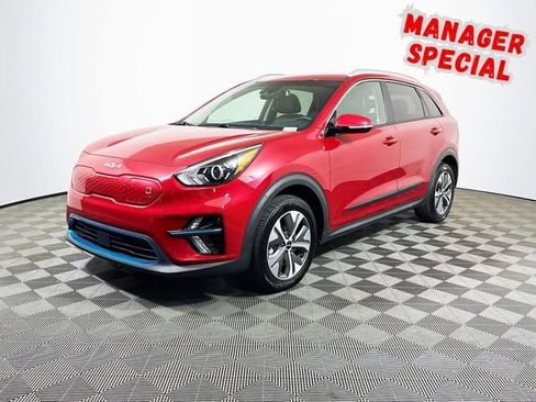 Used 2022 Kia Niro EX FWD image 4