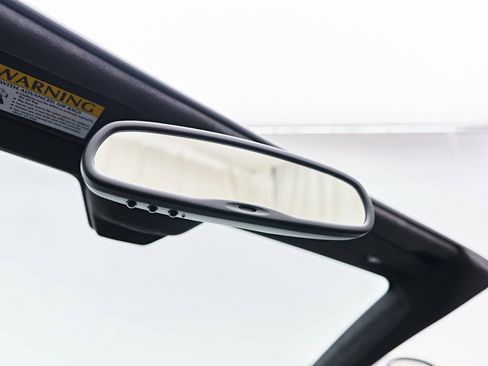 Used 2016 Aston Martin DB9 GT image 98