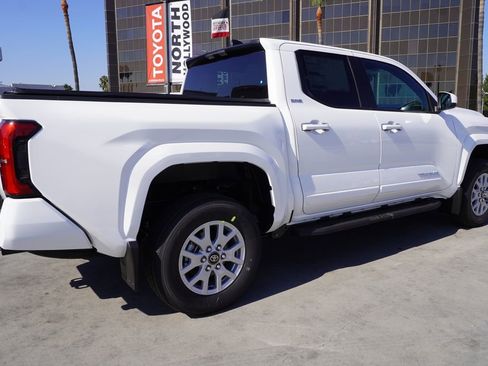 New 2026 Toyota Tacoma SR5 RWD image 6