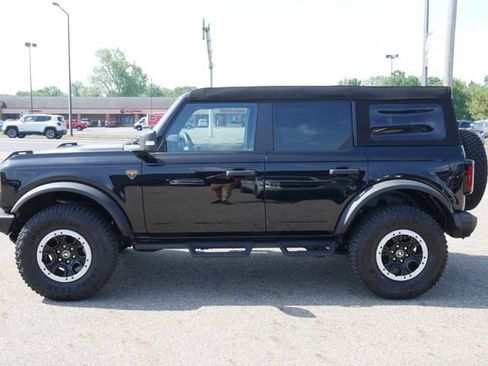 Used 2024 Ford Bronco Badlands AWD/4WD image 8
