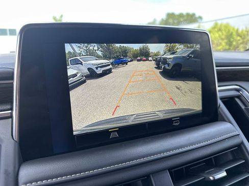 Certified 2023 Chevrolet Suburban Premier RWD image 22