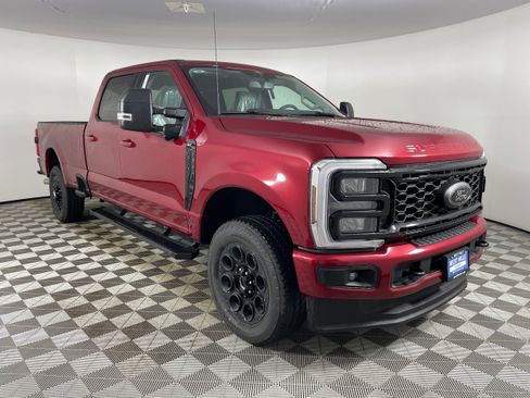 New 2026 Ford F350 XLT w/ XLT Premium Package AWD/4WD image 7