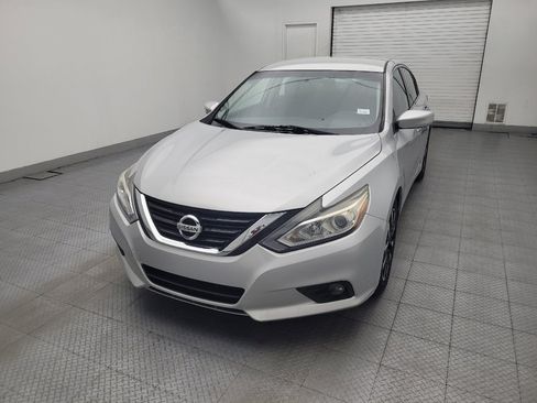 Used 2018 Nissan Altima 2.5 SV FWD image 15