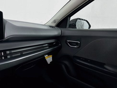 Used 2025 Kia K4 EX FWD image 37