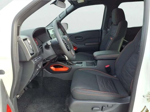 New 2026 Nissan Frontier Pro-X w/ Pro-X Convenience Package RWD image 12