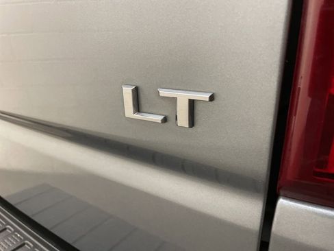 Used 2019 Chevrolet Silverado 1500 LT Trail Boss AWD/4WD image 10
