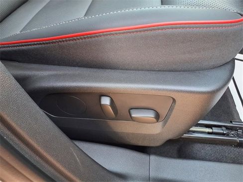 Used 2023 Buick Envision Essence w/ Sport Touring Package image 96