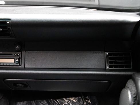 Used 1998 Porsche 911 Targa RWD image 82