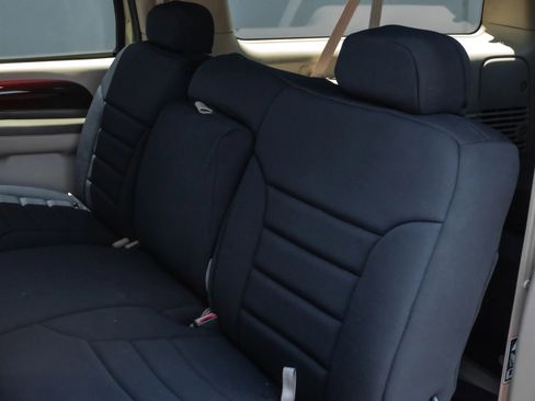 Used 2004 Ford Excursion Limited image 30