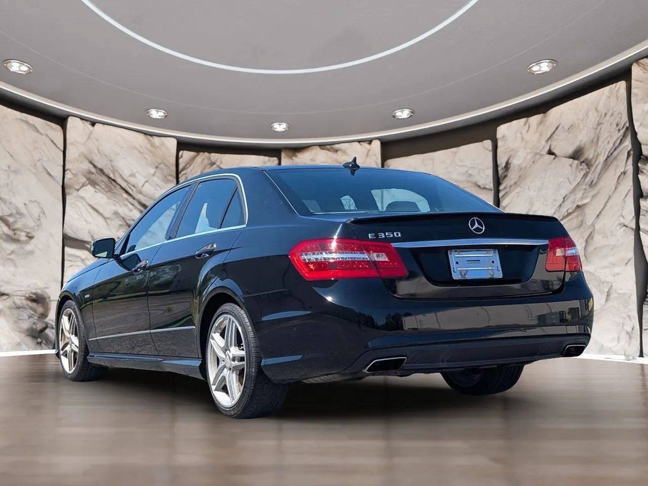 Used 2012 Mercedes-Benz E 350 Sedan image 7