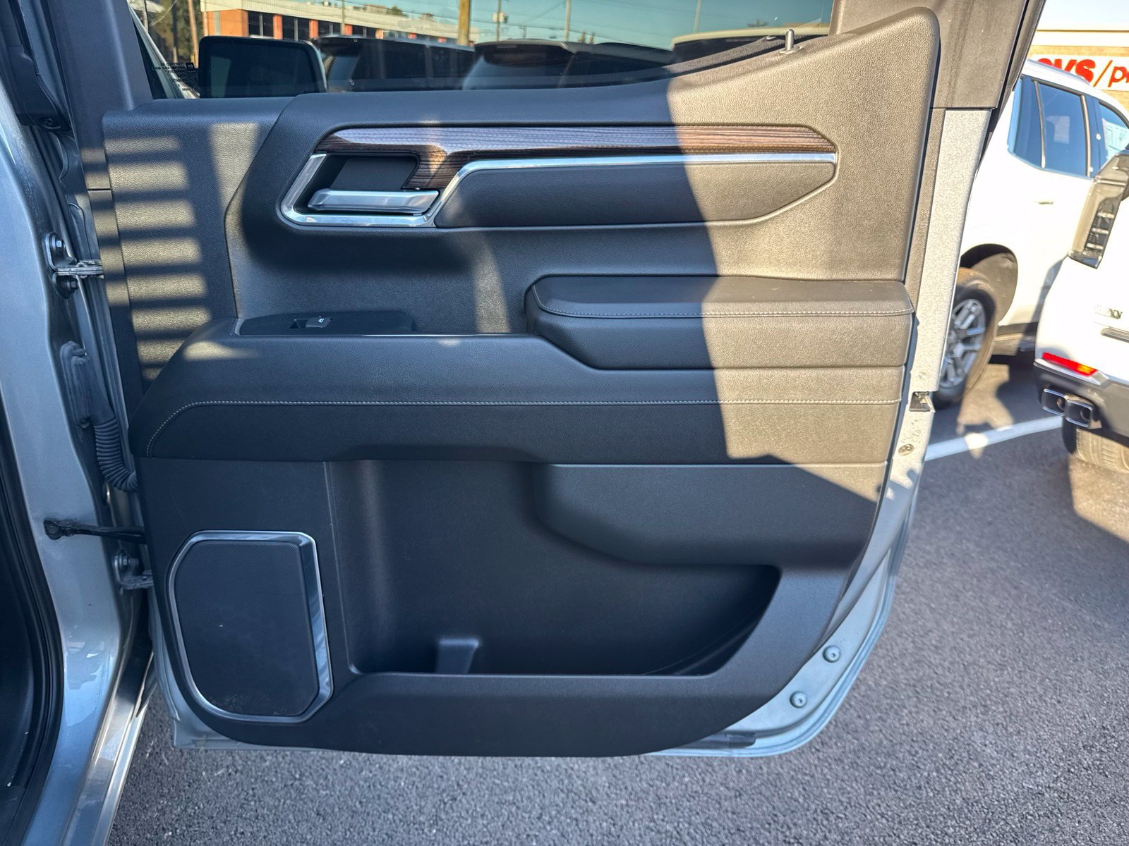 Used 2023 Chevrolet Silverado 1500 RST w/ Convenience Package II AWD/4WD image 30