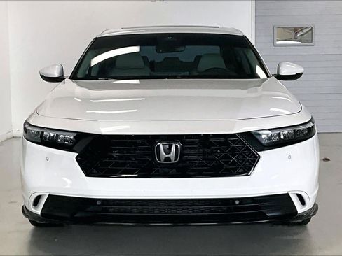 Used 2023 Honda Accord EX-L image 6