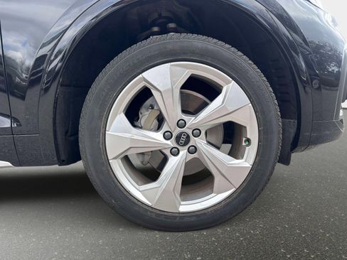 Used 2021 Audi Q5 Prestige w/ Prestige Package image 9