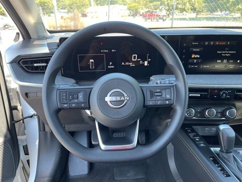 New 2025 Nissan Kicks SV w/ SV Premium Package image 14