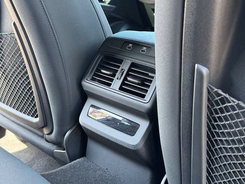 Used 2025 Audi Q5 Premium Plus w/ Premium Plus AWD/4WD image 22