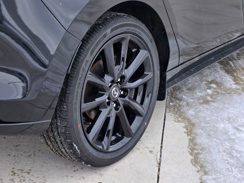 New 2026 MAZDA MAZDA3 Hatchback w/Premium Plus Pkg image 10
