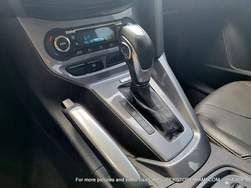 Used 2012 Ford Focus Titanium image 31