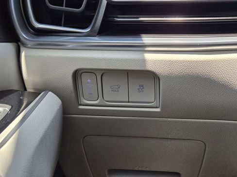 Certified 2025 Kia Sorento SX AWD/4WD image 24