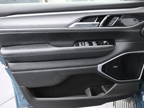New 2026 Jeep Grand Wagoneer Limited AWD/4WD image 12