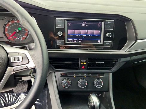 Used 2019 Volkswagen Jetta S w/ Driver Assistance Package FWD image 17