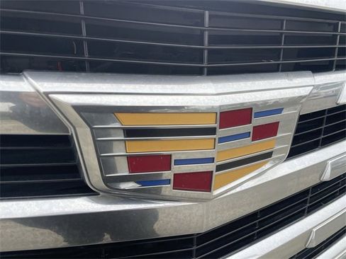 Used 2020 Cadillac Escalade Luxury image 33