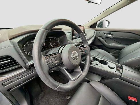 Used 2023 Nissan Rogue SV w/ SV Premium B Package AWD/4WD image 11