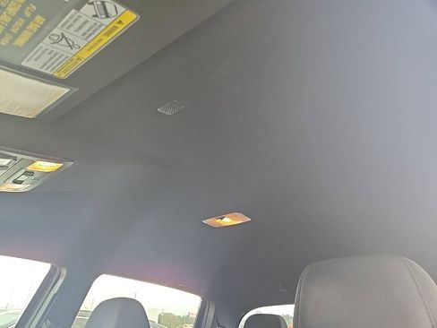 Used 2020 Toyota Tacoma TRD Off-Road image 9