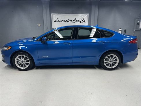 Used 2019 Ford Fusion SE FWD image 5