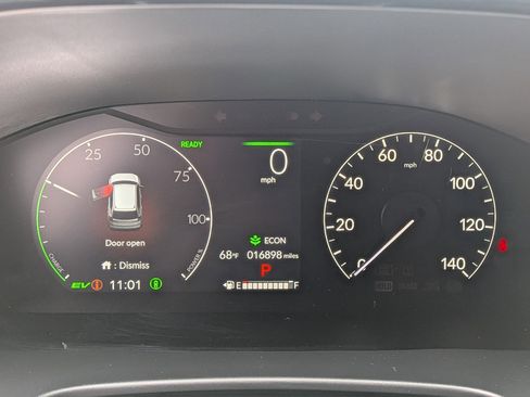 Used 2025 Honda CR-V Sport Touring image 13