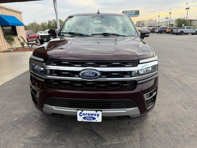 Used 2023 Ford Expedition Max Limited AWD/4WD image 3