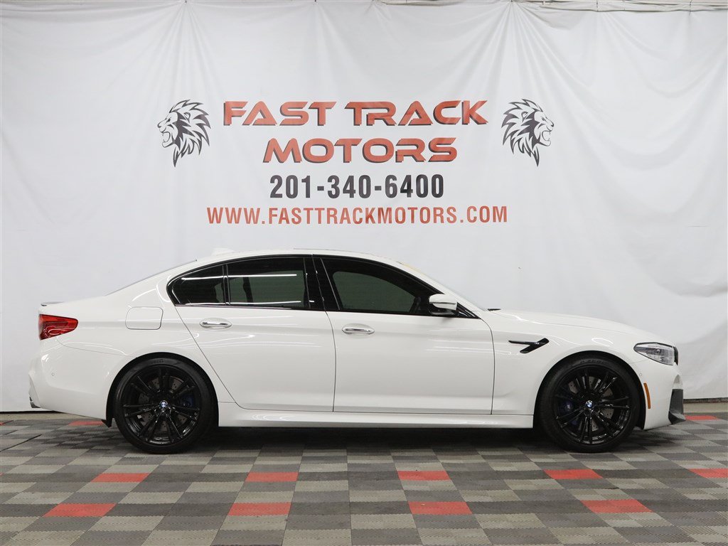 Used 2018 BMW M5 w/ Executive Package AWD/4WD image 4