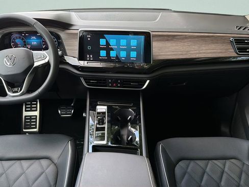 New 2026 Volkswagen Atlas SEL Premium R-Line AWD/4WD image 25