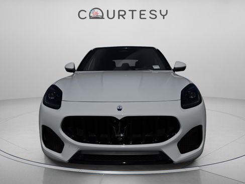 Used 2023 Maserati Grecale Modena image 9