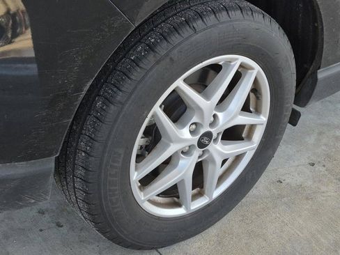 Used 2024 Ford Edge SEL w/ Convenience Package image 6