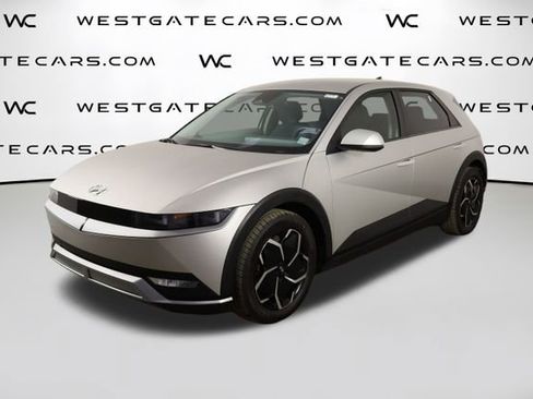 Used 2024 Hyundai Ioniq 5 SEL image 1