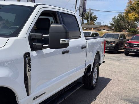 Used 2025 Ford F250 XLT w/ FX4 Off-Road Package AWD/4WD image 9