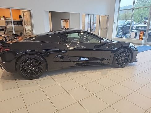 Certified 2025 Chevrolet Corvette Stingray Preferred Cpe w/ Z51 Performance Package image 6