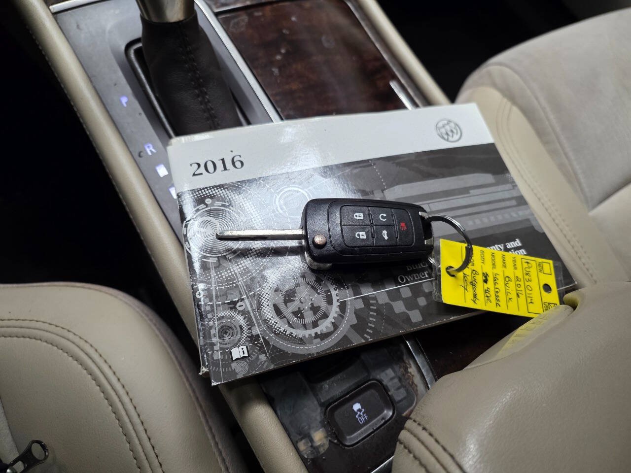 Used 2016 Buick LaCrosse FWD image 25