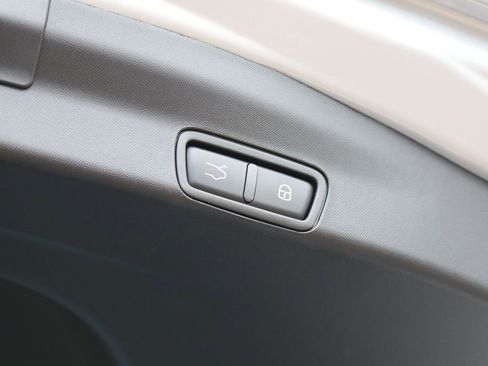 New 2025 Alfa Romeo Stelvio Sprint image 27