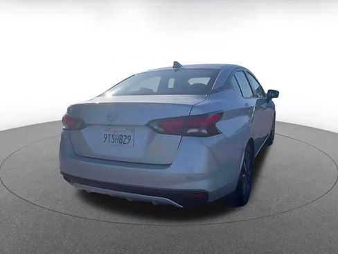 Used 2025 Nissan Versa SV FWD image 14