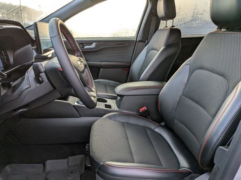 Certified 2025 Ford Escape ST-Line w/ Equipment Group 301A image 23