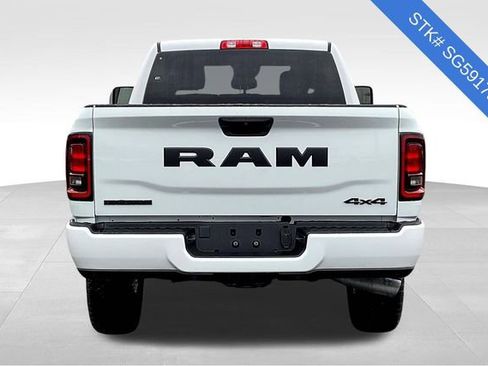 New 2025 RAM 2500 Big Horn image 4