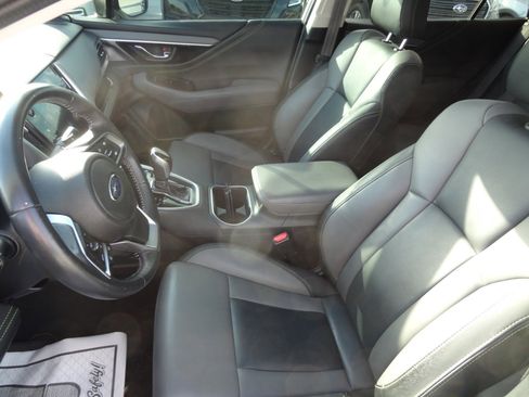 Used 2021 Subaru Outback Onyx Edition XT image 17