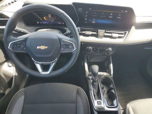 Certified 2024 Chevrolet TrailBlazer LT w/ Convenience Package AWD/4WD image 14
